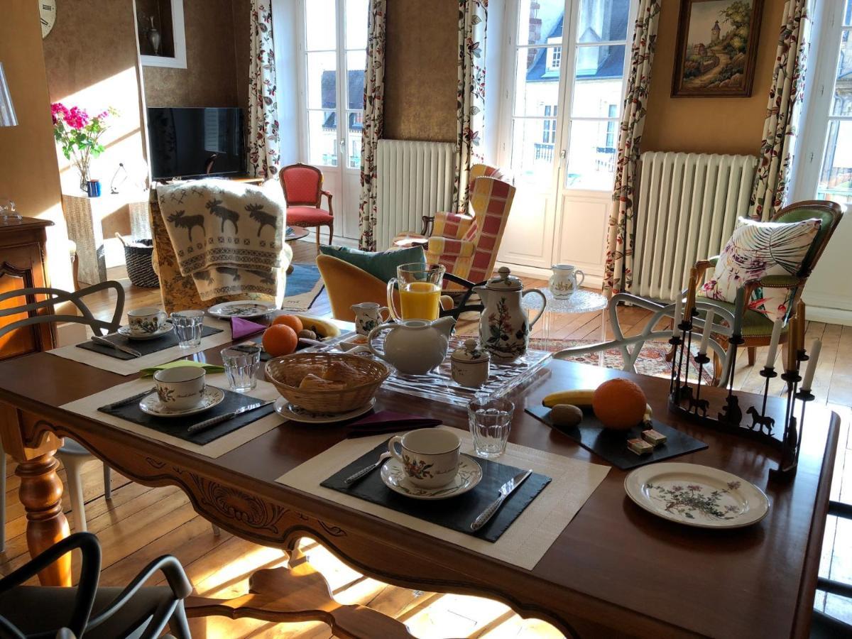 Un Air Moulinois Bed & Breakfast Moulins  Bagian luar foto