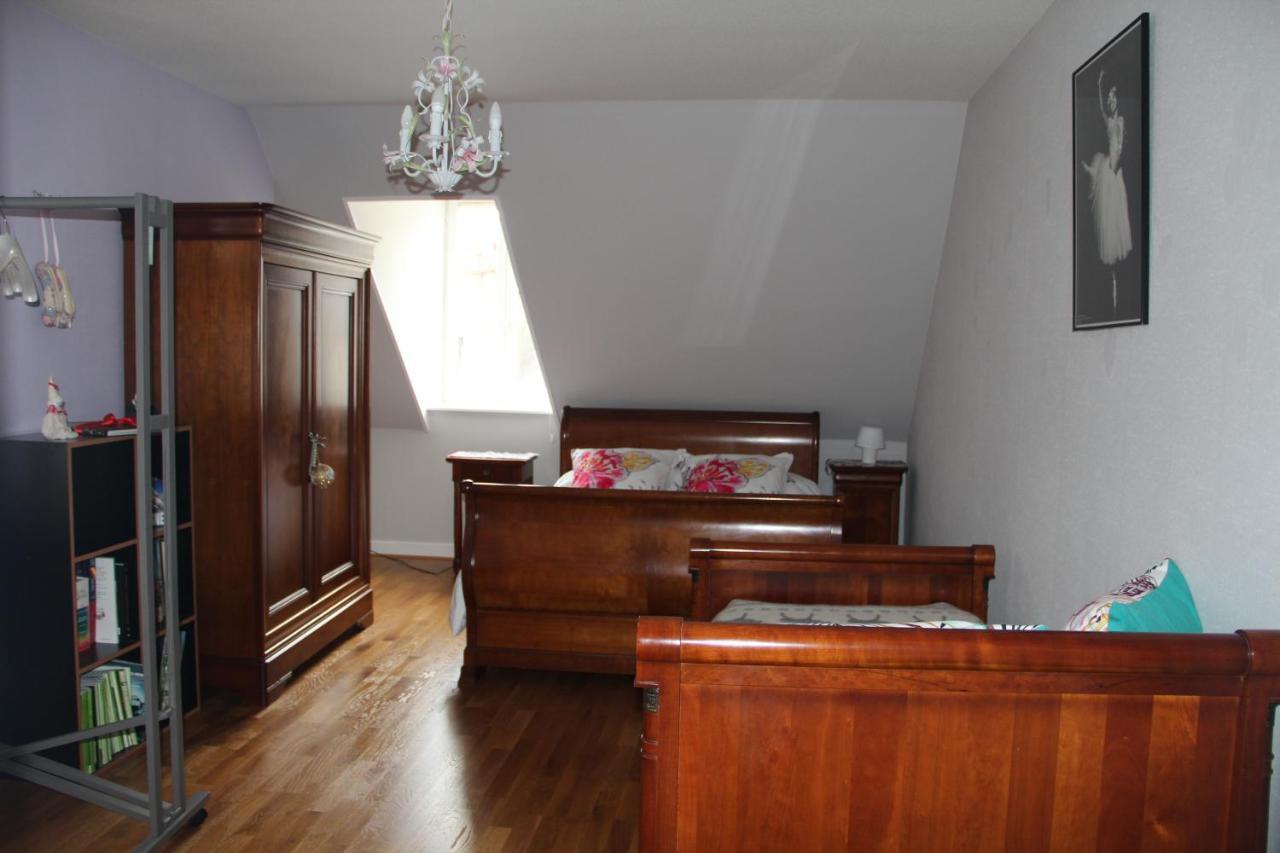 Un Air Moulinois Bed & Breakfast Moulins  Bagian luar foto