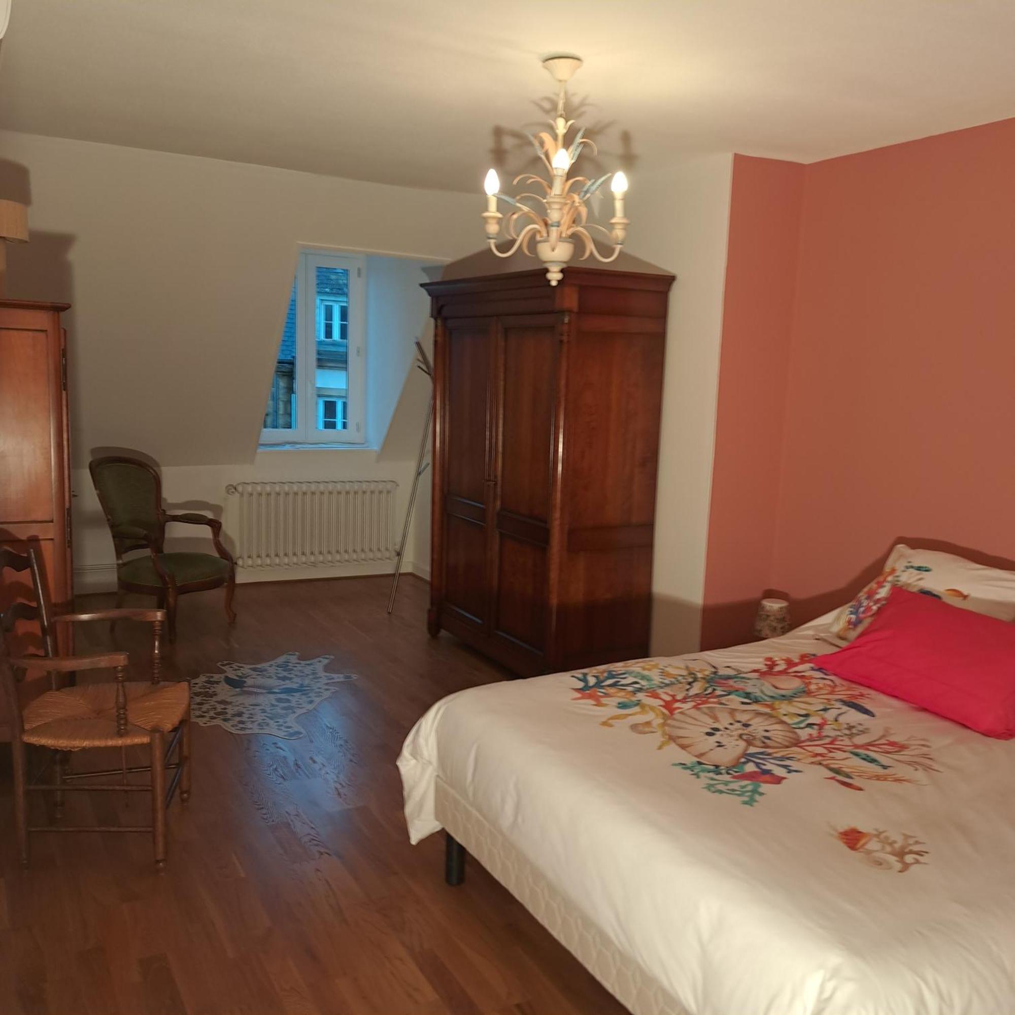 Un Air Moulinois Bed & Breakfast Moulins  Bagian luar foto