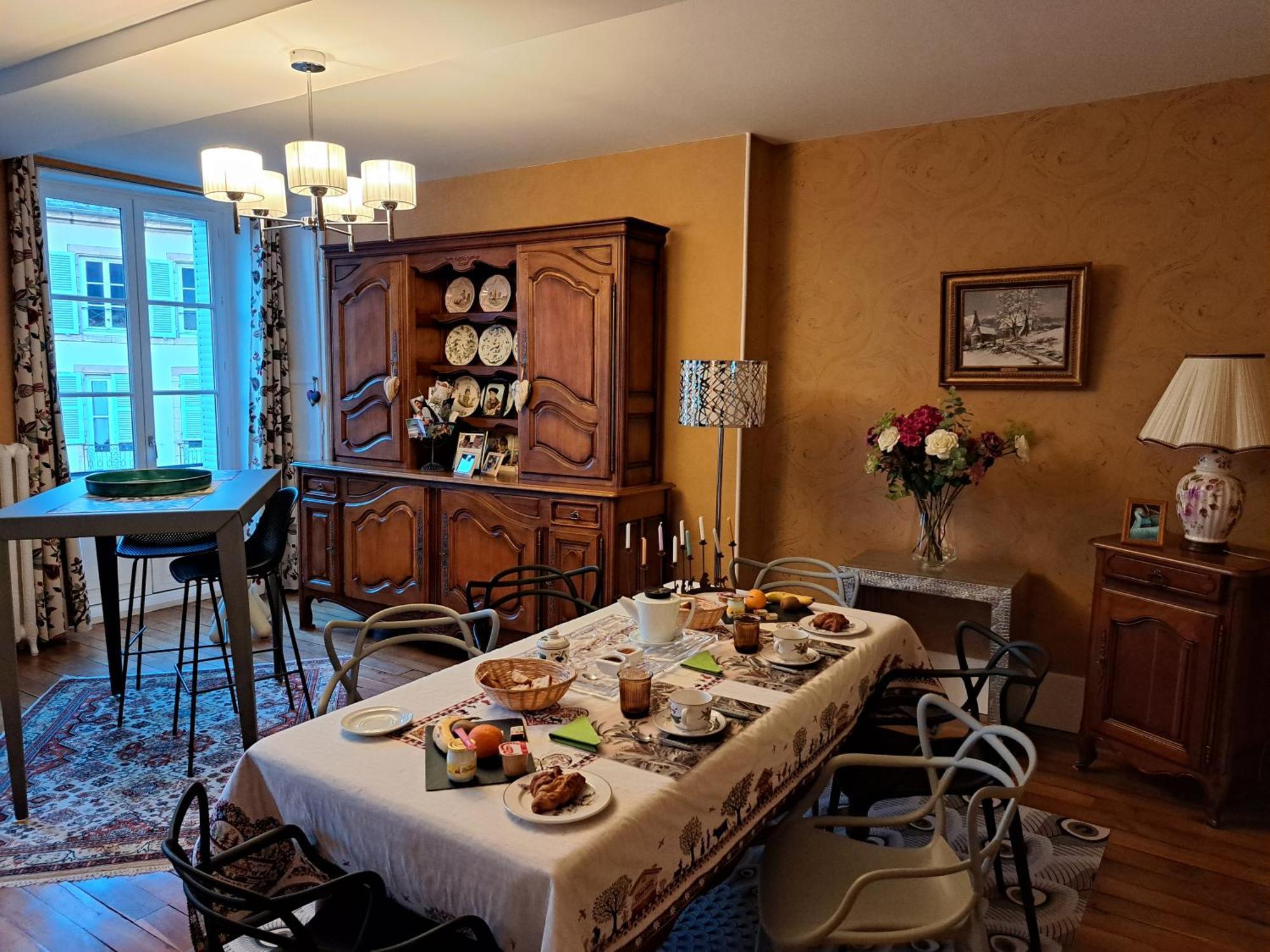 Un Air Moulinois Bed & Breakfast Moulins  Bagian luar foto